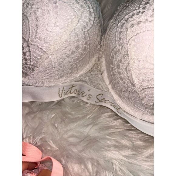 Victoria’s Secret bra bundle size 38DD sexy fancy classy bras - Picture 7 of 7